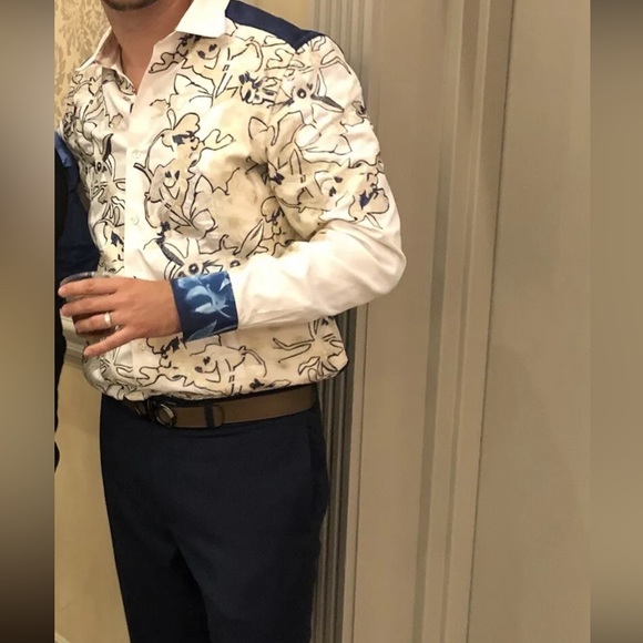 Robert Graham - Picture 2 of 10